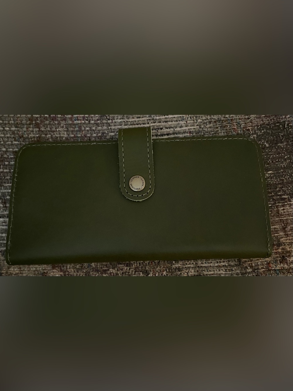 Portland Leather Good Almost Perfect” woman’s bifold Wallet - Pine.